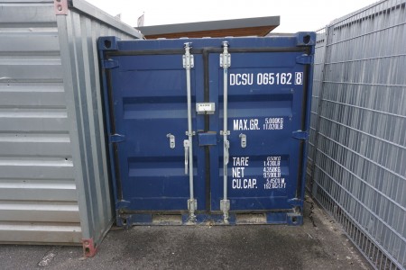 6 fods container. 