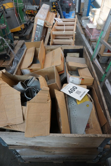 Pallet with various fittings, fittings, steel wire etc.