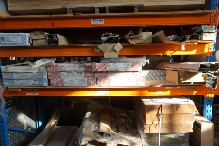 Shelf with acoustic panels in plaster, Brand: Knauf Danoline