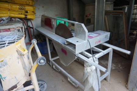 Table saw for aerated concrete.