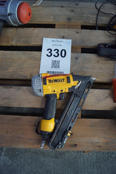 Dewalt compressed air nail gun, model: DPN1564APP-XJ