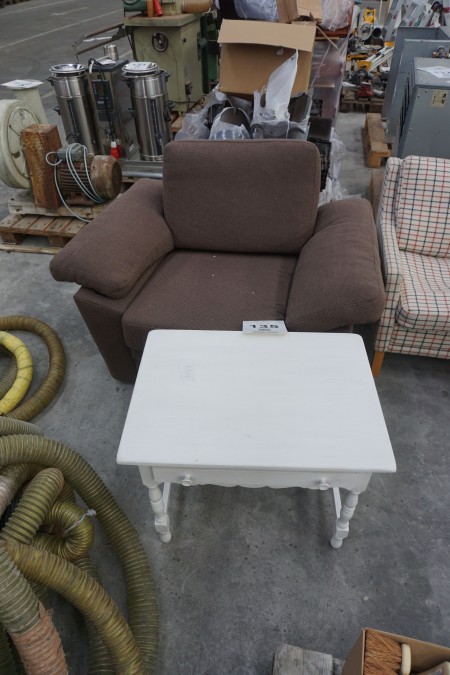 Sofa chair + table