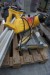 Dewalt chainsaw with stand, model: DW777-QS