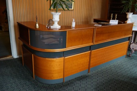 Reception desk in wood