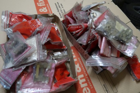95 sets of various mounting clips, see photo