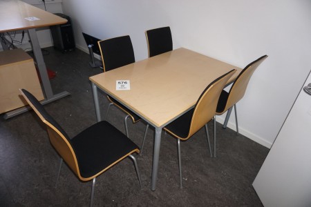 Table with 5 chairs