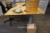 El-hævesænke bord med kontorstol 