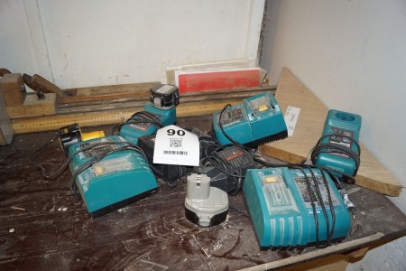 5 pieces. Makita charger + 2 pcs. Bosch chargers