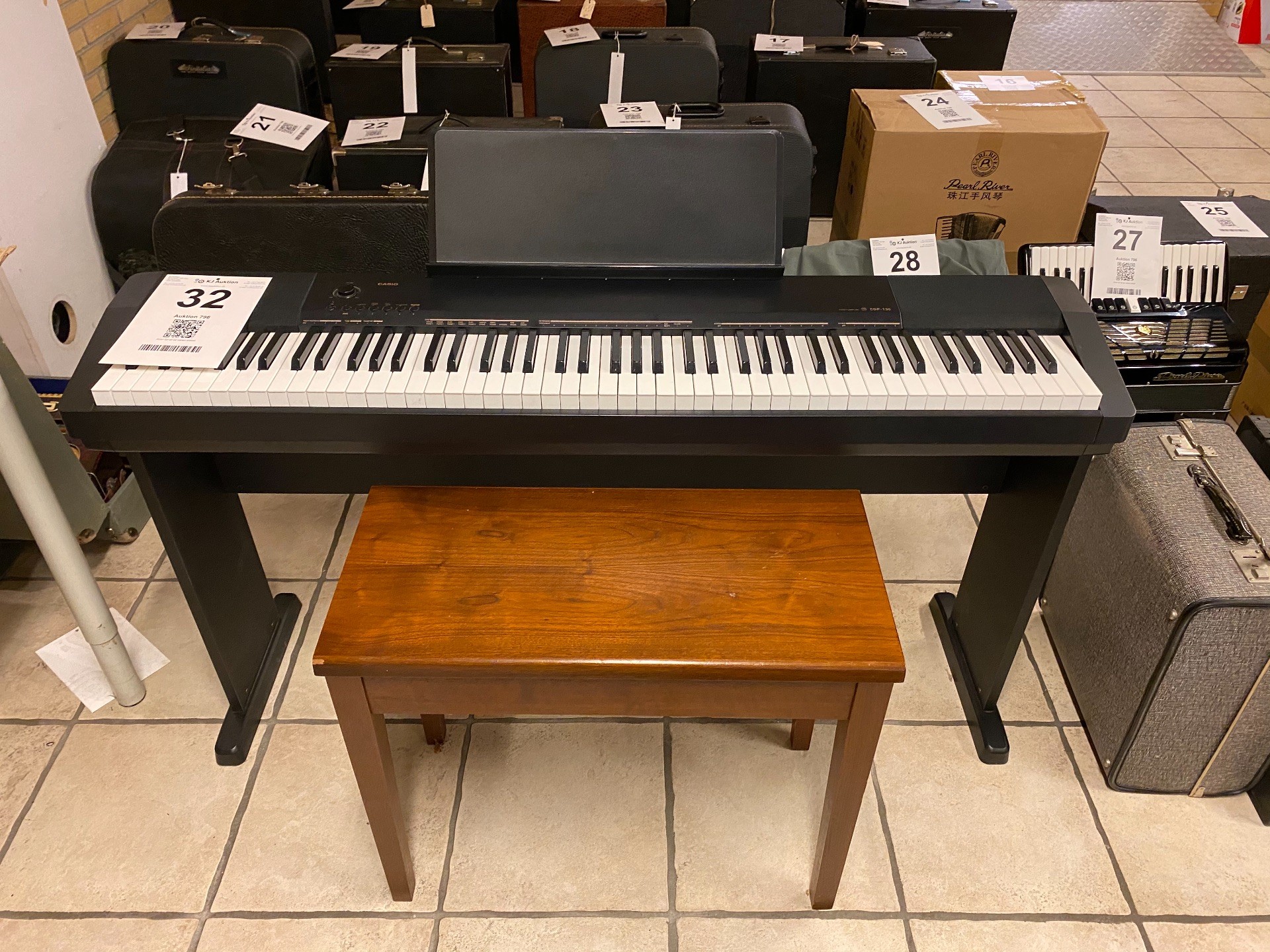 Alaska kost Dræbte Casio CDP-130 piano - KJ Auktion - Machine auctions