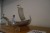 Old-fashioned Viking ship + 1 pc. mead horn + 4 pcs. smaller horns