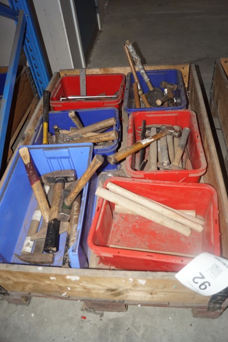 Large batch of hammers and extra shafts