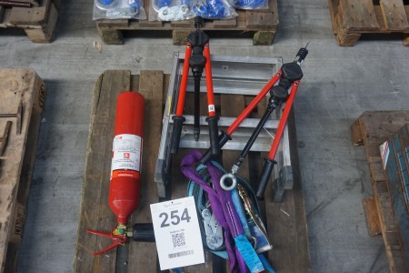 Unfolding ladder + fire extinguisher + racks