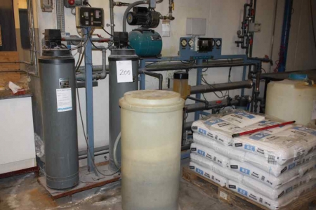 Water Treatment system, Silhorko, type SM 62 / CSD-F, Year 1992. Incl. Water pumps, pump system + pallet with pioneer rock salt, approx. 25 pcs. 25 kg. Combined Lot 190 to 207 incl. may be sold by privat treaty not later than 12. November 2012