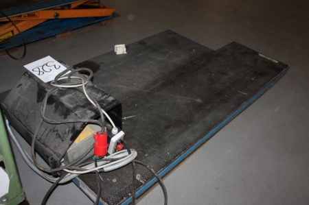 El-hydraulisk løftebord, Translyft, ca. 180x100 cm (med indhak)