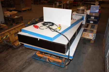 El-hydraulisk løftebord, Translyft, 150x100 cm, 750 kg