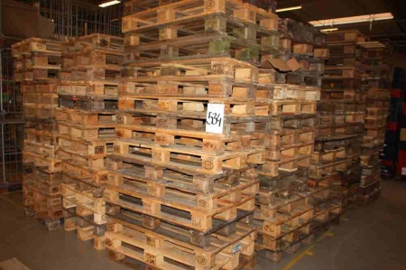 Large batch of euro pallets and pallet collars