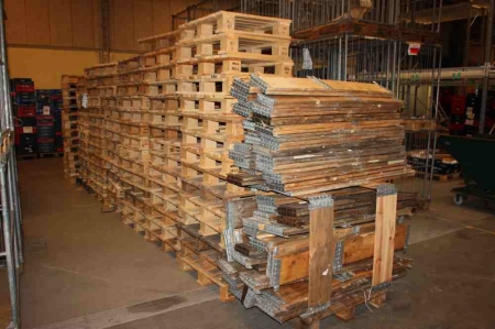 Large batch of half pallets and pallet collars