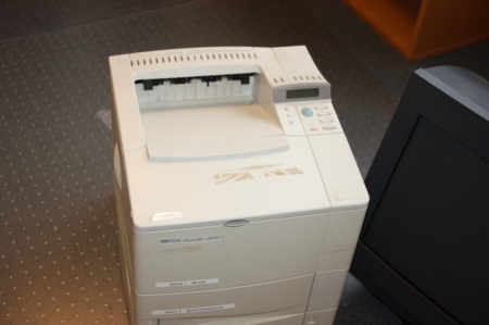HP PC + IBM skærm + HP laserjet 4100 printer