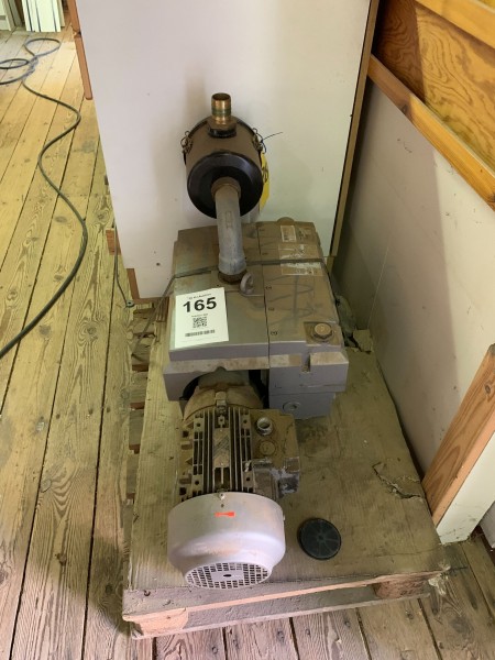 Vacuum pump, Brand: Becker, Type: U4100 SA-K