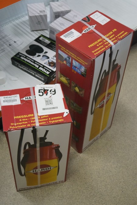 2 pcs. pressure sprayers, Brand: Hardi, Model: P 6 and P 8