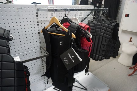 2 pcs. safety vests + 1 pc. back shield, Brand: Equipage & Jacson