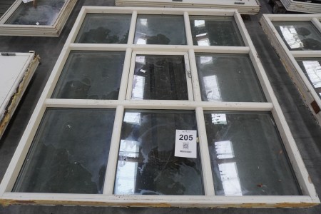 Fensterabschnitt mit 9 Scheiben