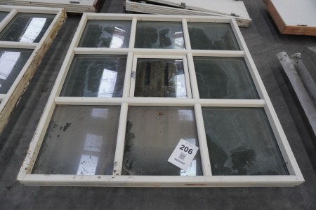 Window section with 9 panes