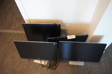 4 pcs. Computer monitors