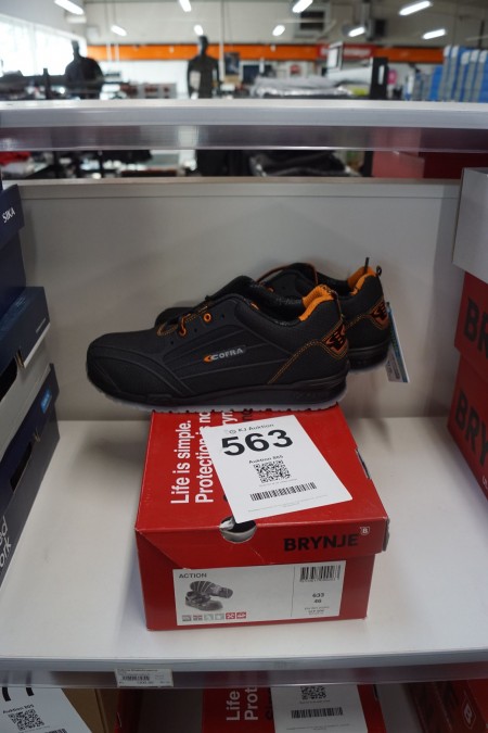 1 piece. safety shoes, Brand: Cofra