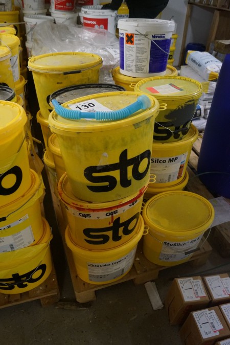 Approx. 15 buckets with facade paint