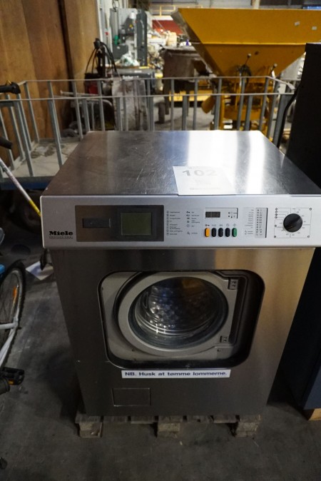 1 stk industrivaskemaskine, mærke: Miele Professional 