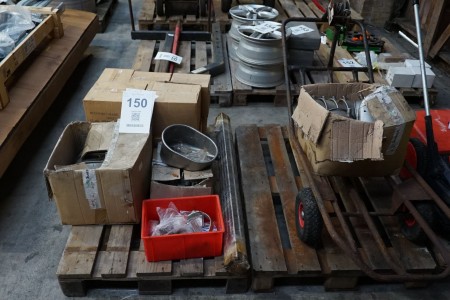 Lot of drinking bowls for pigs + cart + marking spray etc.