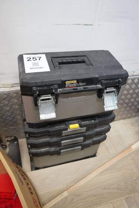 2 pcs. toolboxes on wheels, Brand: Stanley