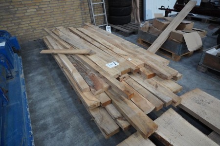 Large batch of oak boards
