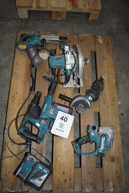 5 power tools, brand: Makita