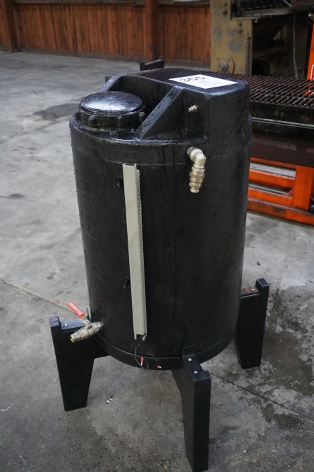 Water tank with plastic tap
