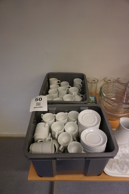 Large batch of cups + saucers