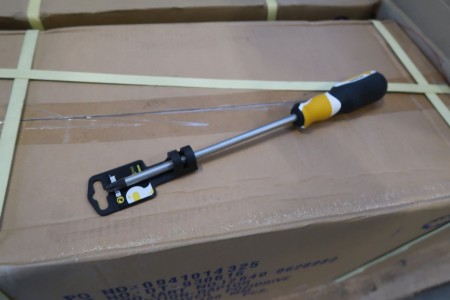 320 pcs. screwdriver. PH3. Length 150/200 mm
