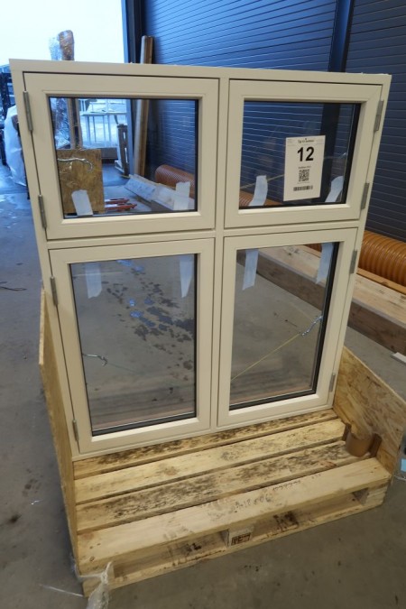 Holz / Aluminium-Fenster, weiß / weiß, B118xH139 cm, Rahmenbreite 13 cm.