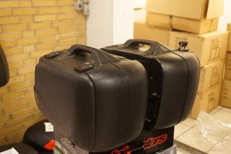 2 Motorrad-Seitentaschen, Marke: HEPCO & BECKER