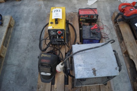 Welder, brand: ESAB, model: The me 111 + 2 chargers + fan heater