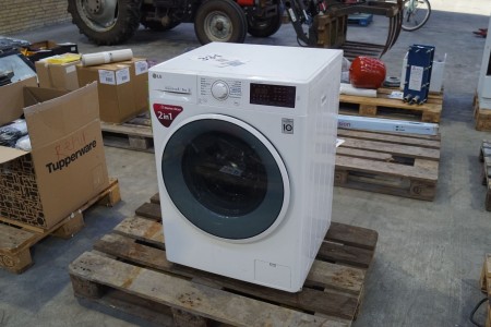 Washer / dryer, brand: LG