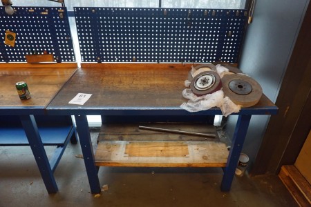 File bench with Tool board
