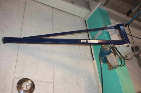Jib Crane, 125 kg. Demag hoist. 2 speeds up and down. Compulsorily maintained