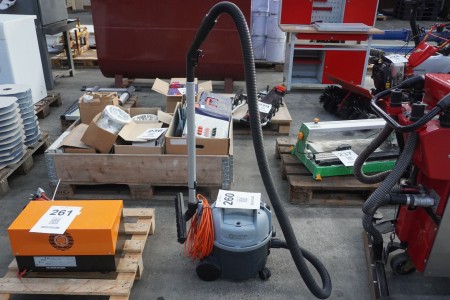 Vacuum cleaner, brand: Nilfisk, model: VP300 HEPA