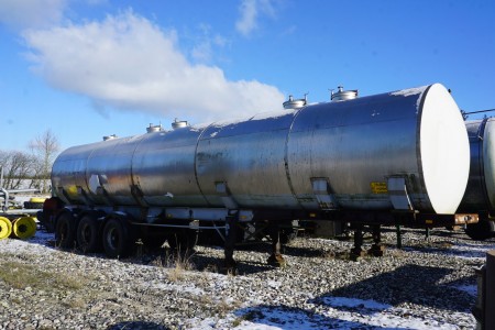 Semi-trailer with Stainless steel tank, Brand: LAG