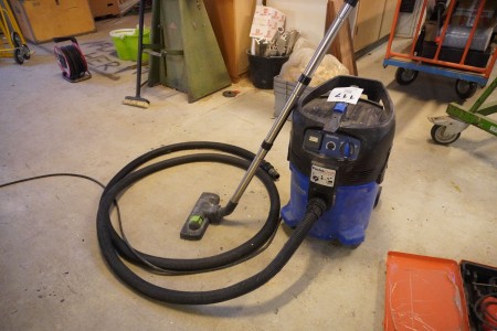 Industrial vacuum cleaner, Brand: Nilfisk, Model: Attix 30