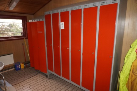 9 subject changing rooms.
