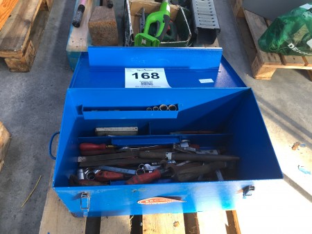 Toolbox with mixed tools