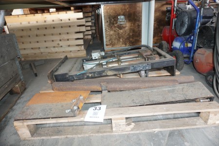 Pallet with spare parts